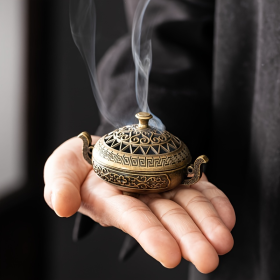 1pcs Nepali Style Brass Incense Burner, Metal AromaRelax Holder, Unscented Type For Yoga Meditation Bedroom Space, Home Decor - Prohibited For Sa (Option: 1piece)