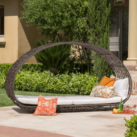 Lavina 91.25'' Wicker Outdoor Patio Canopy Daybed Water Resistant Cushion (Multibrown/White) (Color: as Pic)